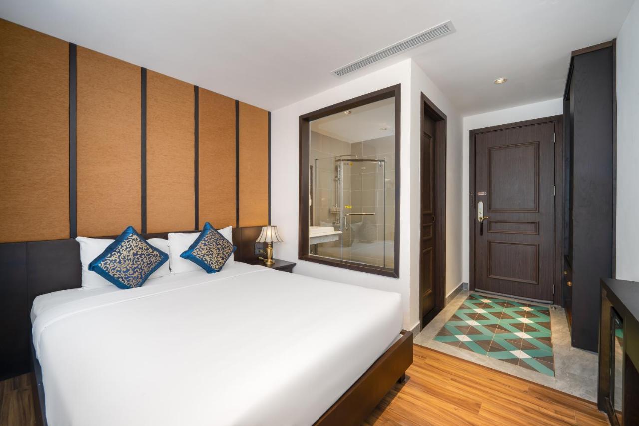 Deluxe Double Room Balcony,1622197041:JPEG