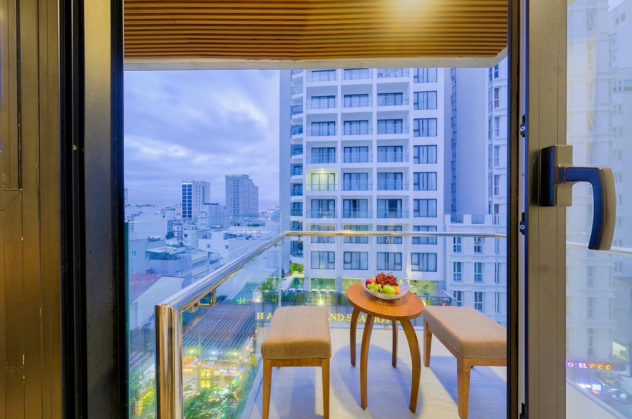 Deluxe Double or Twin Balcony City View,631926303:JPEG
